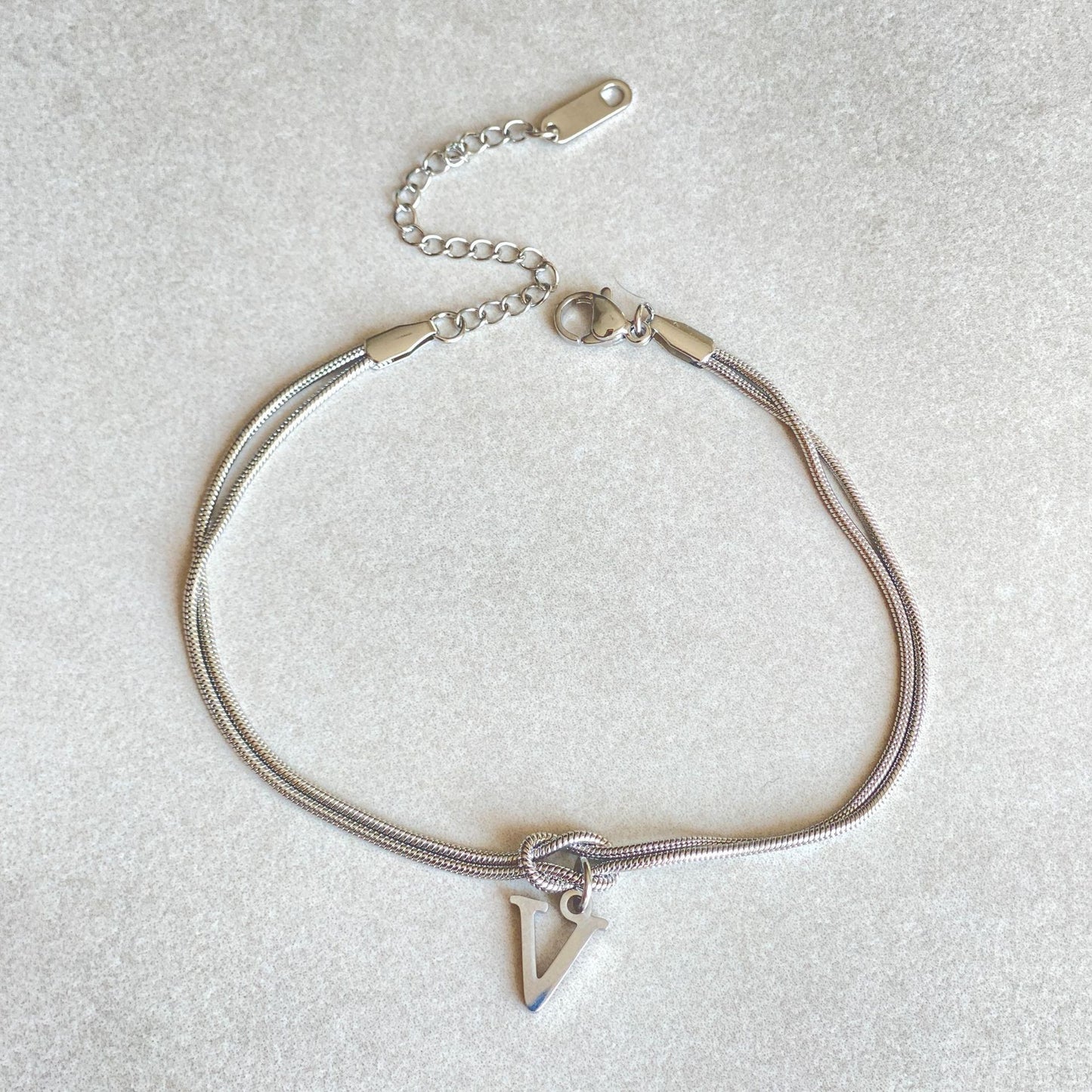 Bracciale con nodo d'amore e lettere - My kingdom