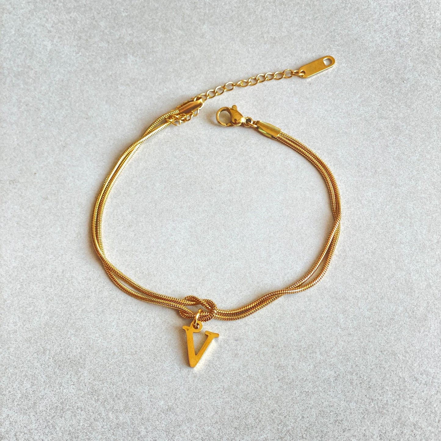 Bracciale con nodo d'amore e lettere - My kingdom