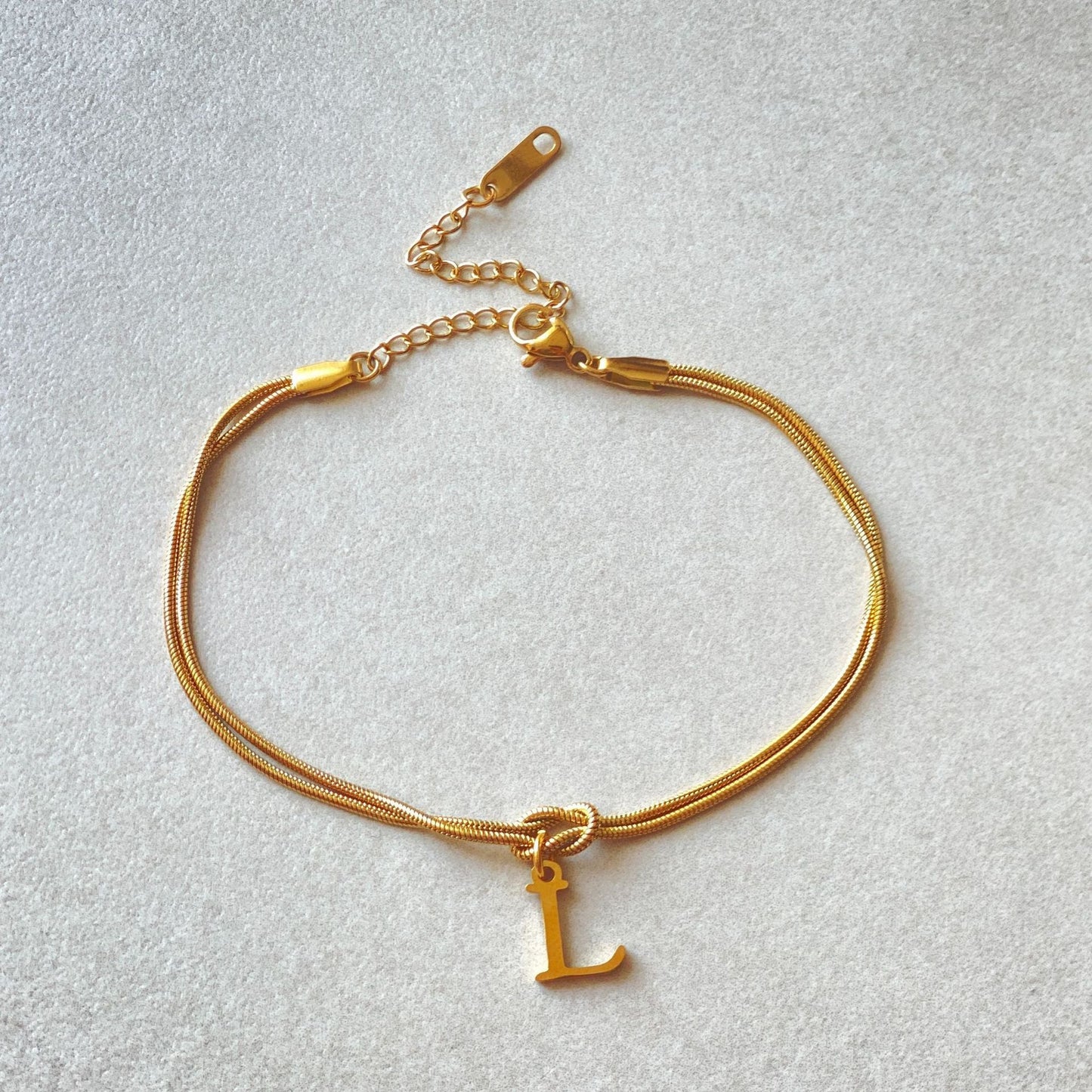 Bracciale con nodo d'amore e lettere - My kingdom