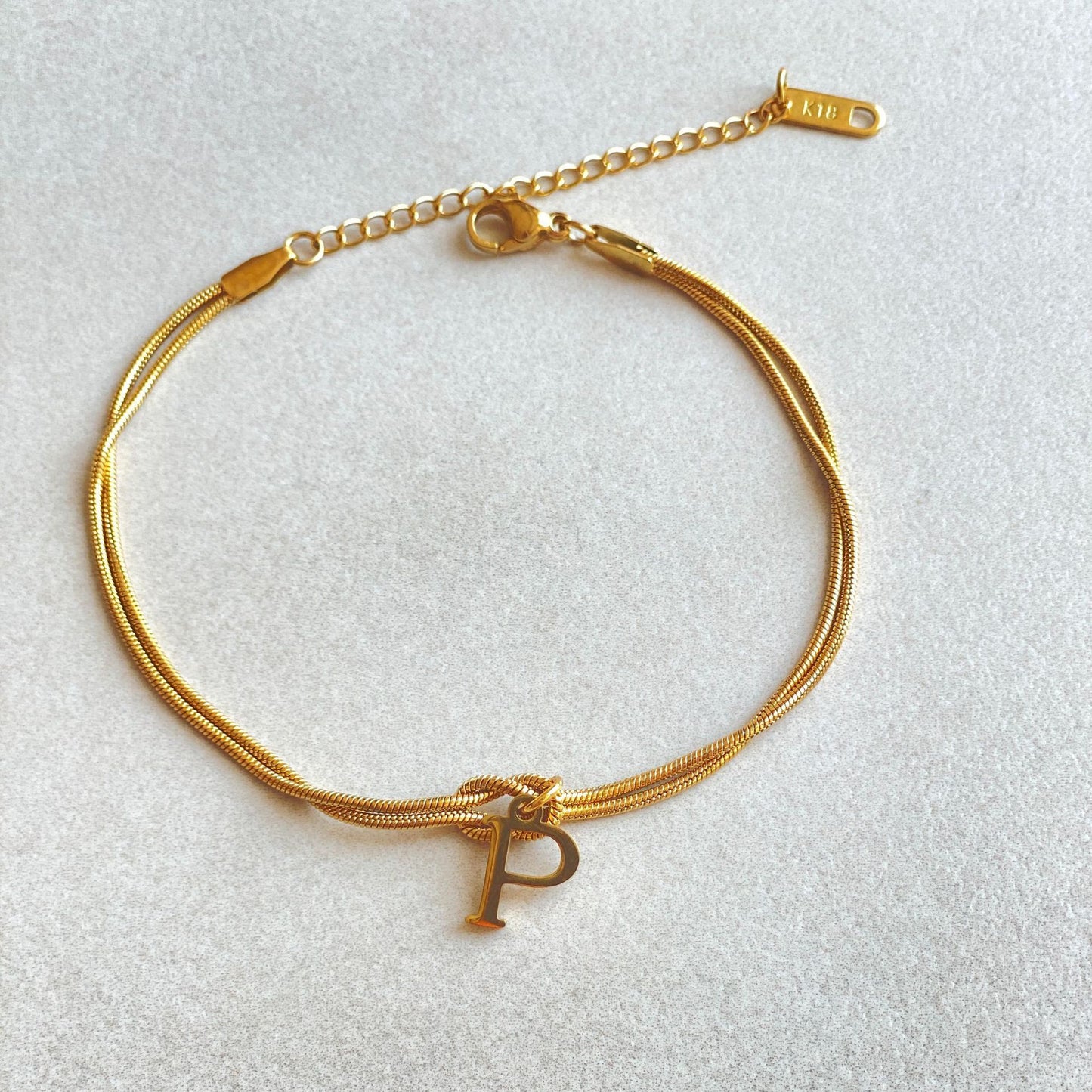 Bracciale con nodo d'amore e lettere - My kingdom