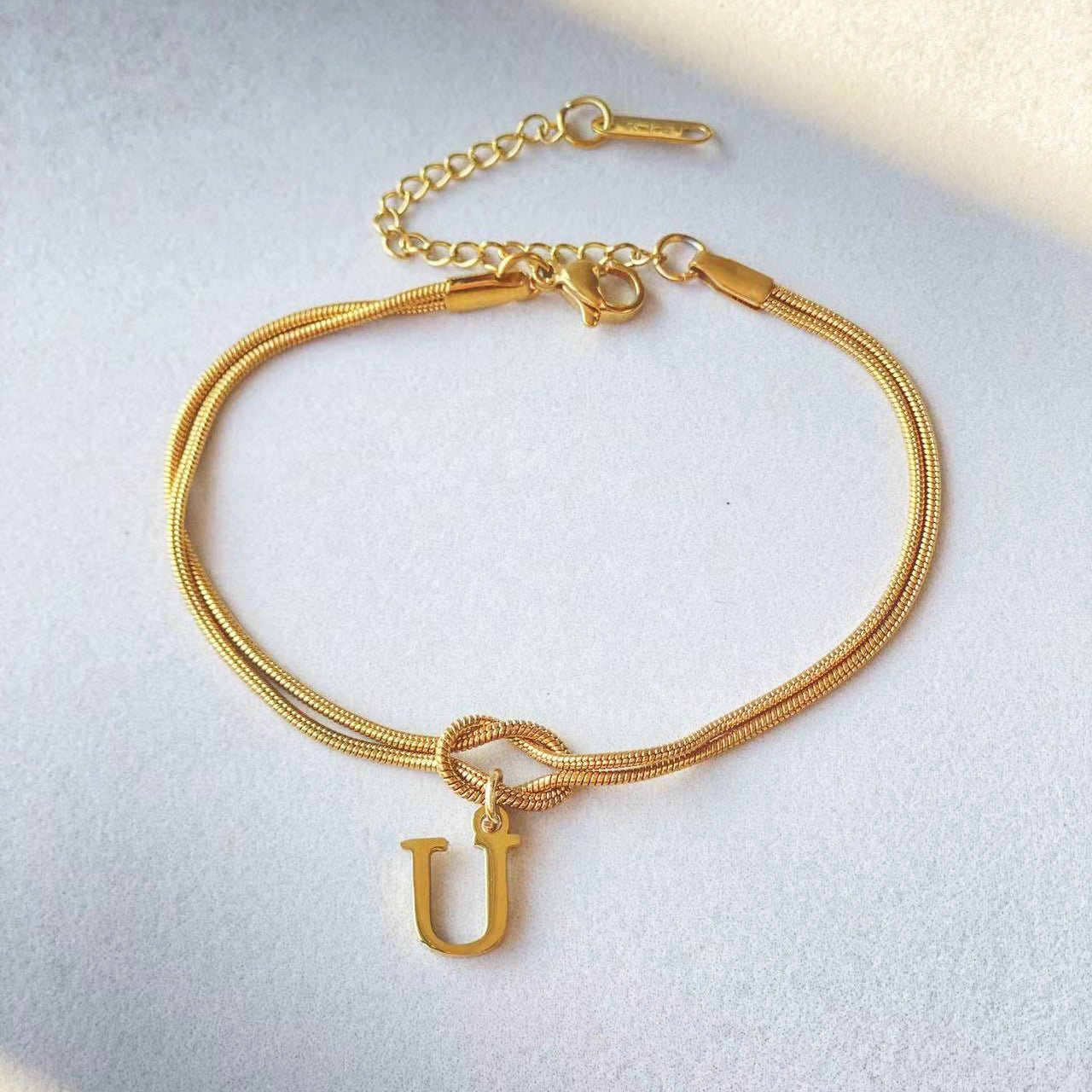 Bracciale con nodo d'amore e lettere - My kingdom
