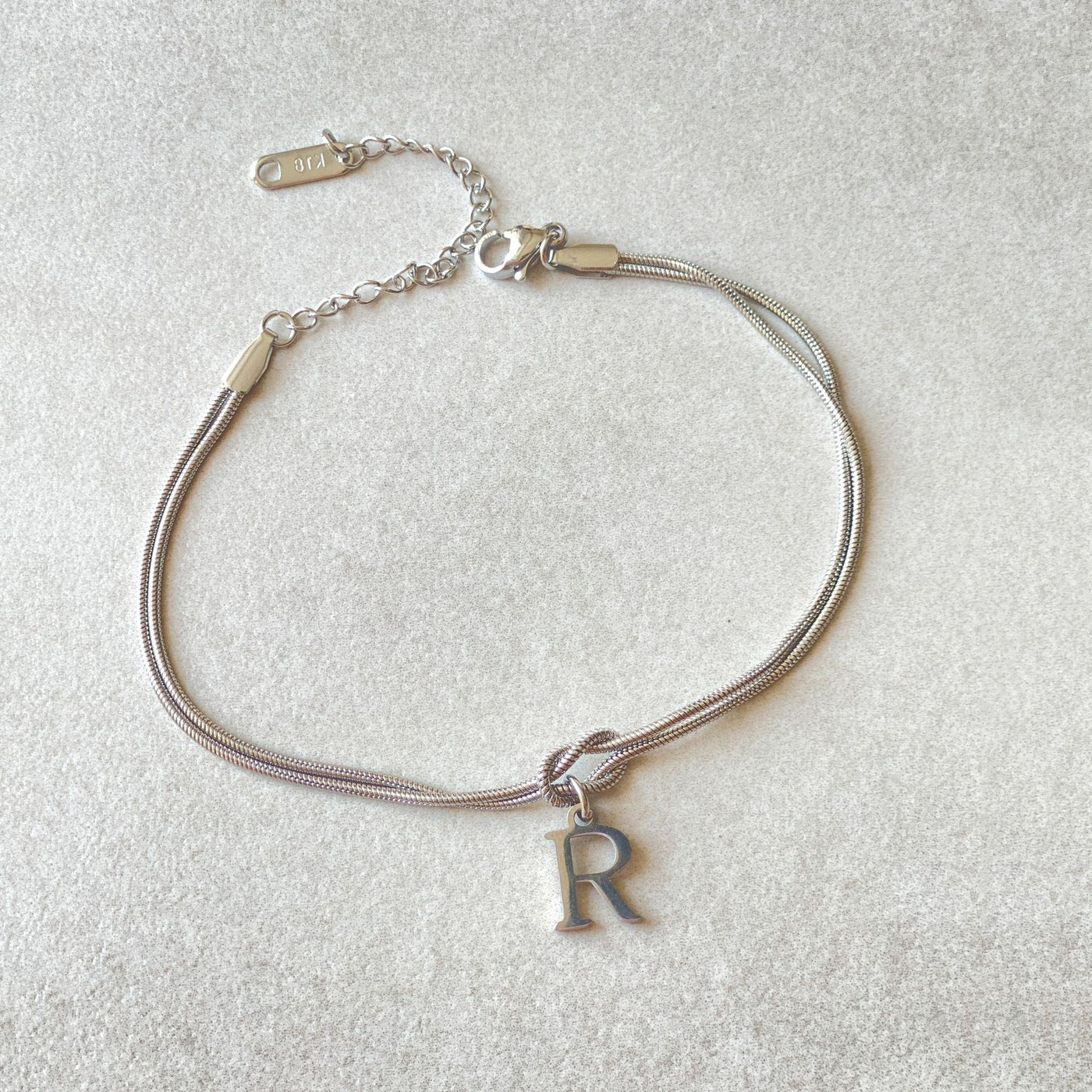 Bracciale con nodo d'amore e lettere - My kingdom