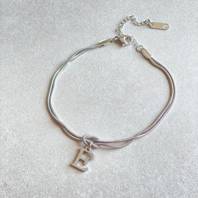 Bracciale con nodo d'amore e lettere - My kingdom